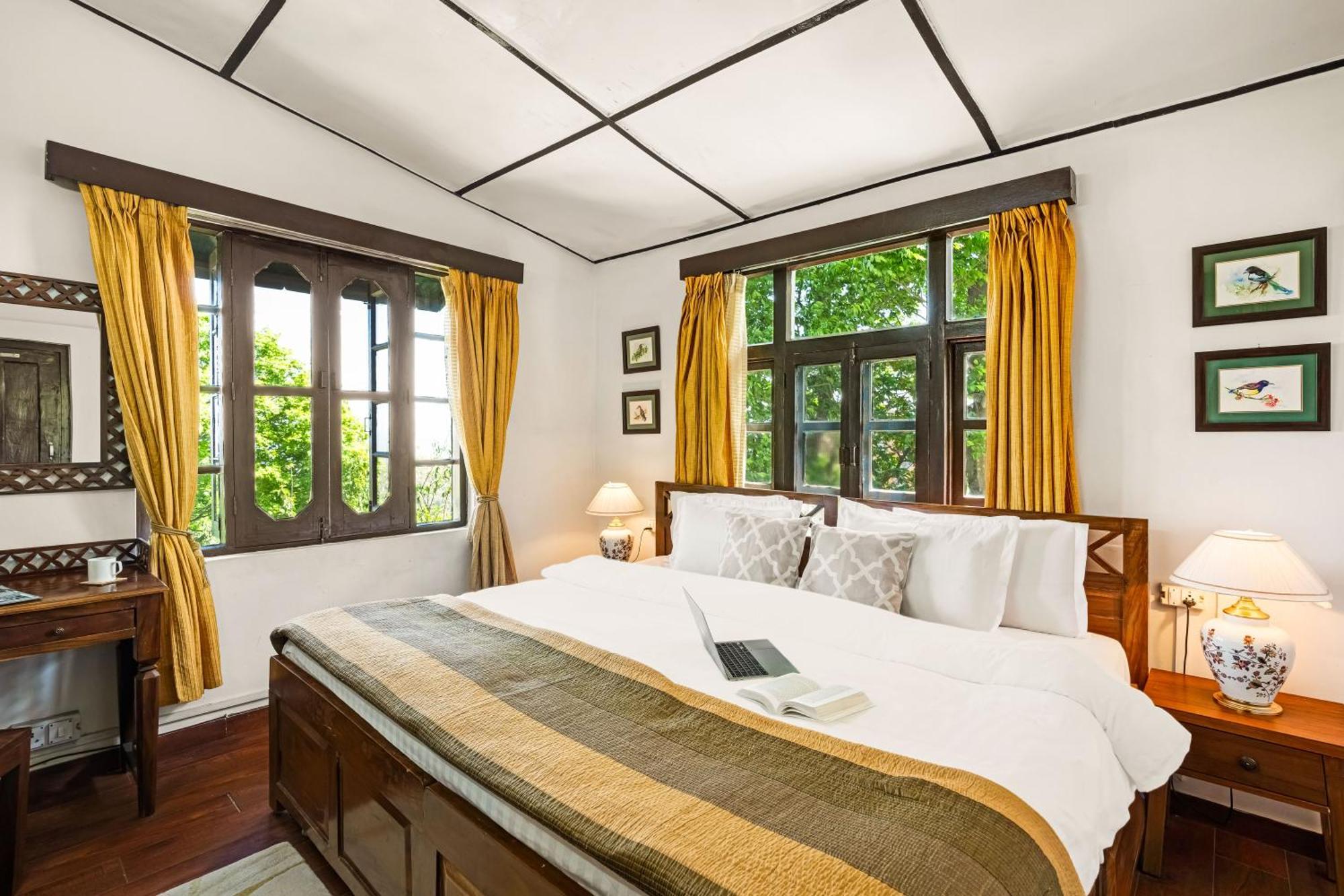 Saffronstays Kashi Villa カソーリ エクステリア 写真