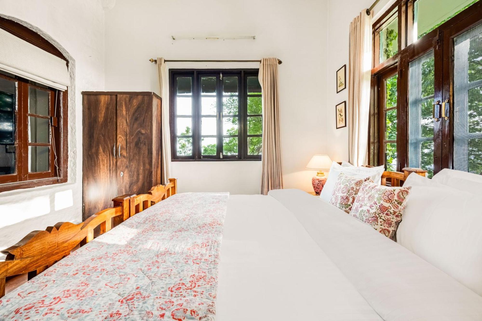 Saffronstays Kashi Villa カソーリ エクステリア 写真