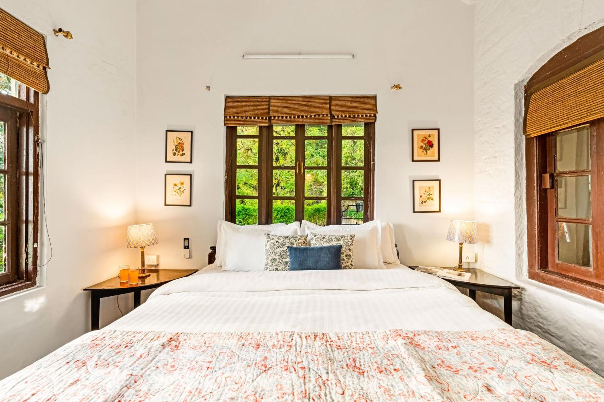 Saffronstays Kashi Villa カソーリ エクステリア 写真