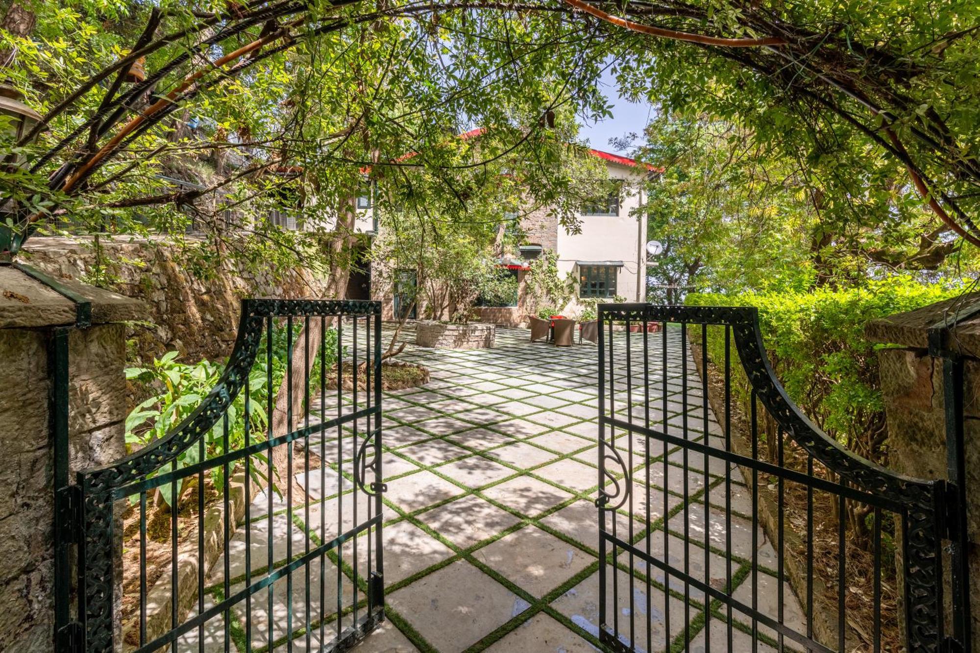 Saffronstays Kashi Villa カソーリ エクステリア 写真