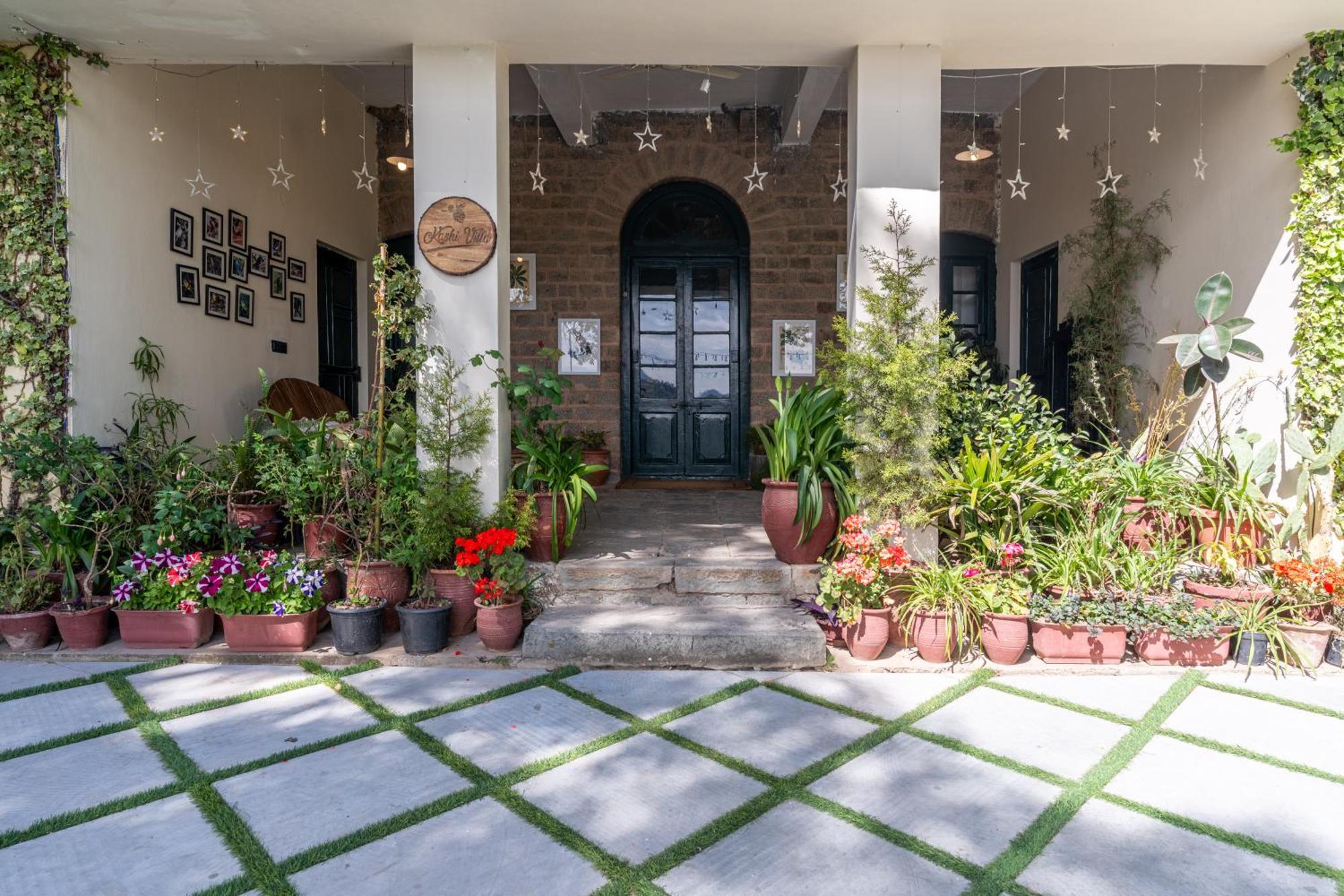 Saffronstays Kashi Villa カソーリ エクステリア 写真