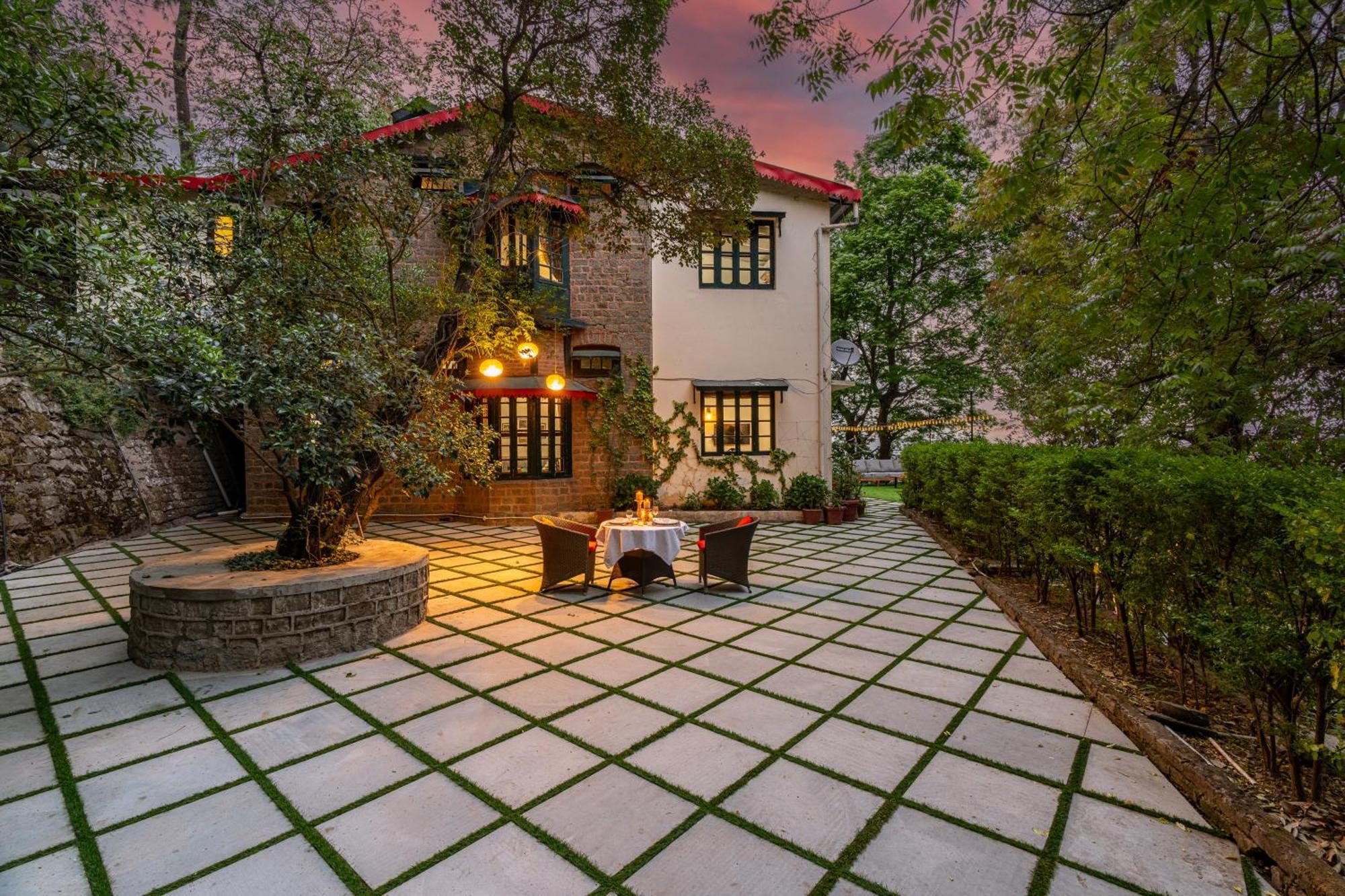 Saffronstays Kashi Villa カソーリ エクステリア 写真